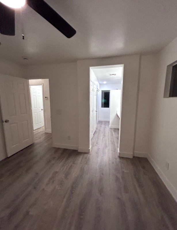 Building Photo - 5117 S 15th Pl