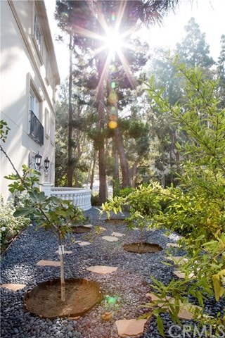 Building Photo - 10295 Century Woods Dr