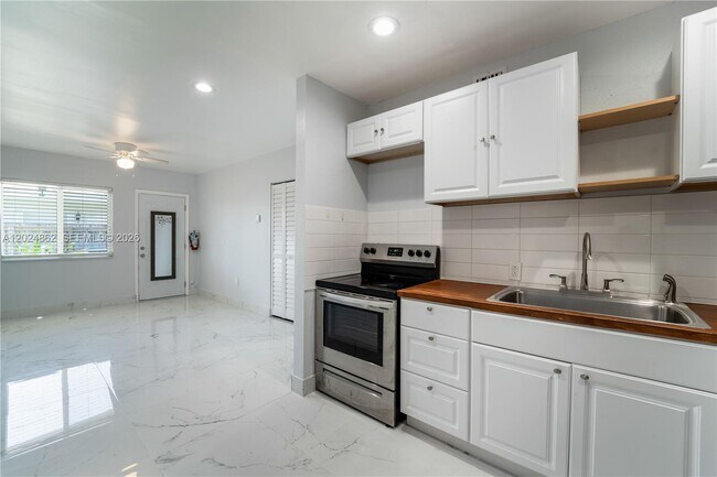 Foto del edificio - 22300 SW 117th Ave