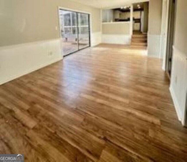 Building Photo - 732 Pebble Creek Dr