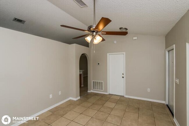 Foto del edificio - 811 Hawaii Ave, Palm Bay, FL 32907