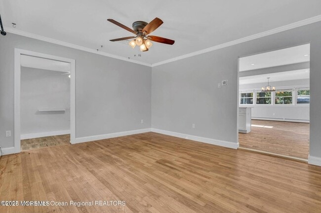 Building Photo - 2253 Llewellyn Pkwy