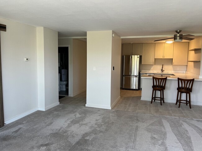 Living Area - 11811 Lake Ave