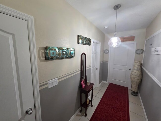 Building Photo - 981 Chanler Dr