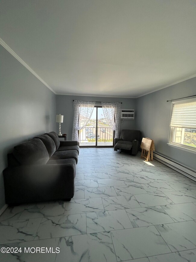 Foto del edificio - 1492 Ocean Ave