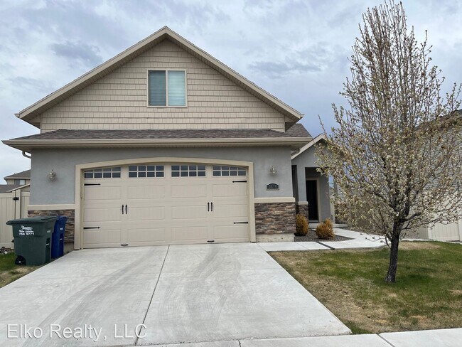 Building Photo - 3 br, 2 bath House - 3816 Boulder Creek