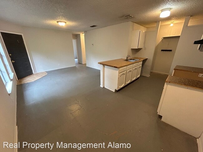 Building Photo - 2 br, 1 bath House - 6921 Belforest