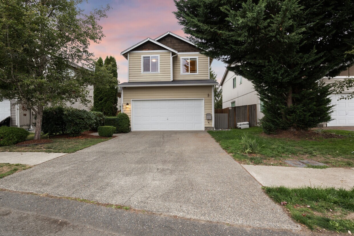 Primary Photo - 19510 12th Ave Ct E