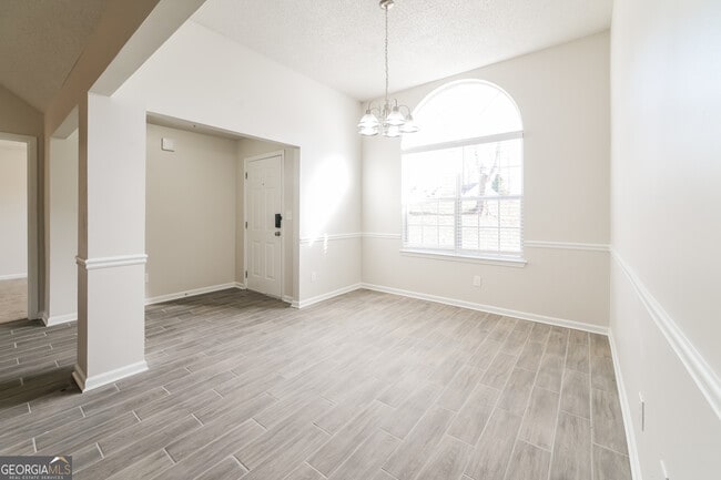 Building Photo - 3265 Trail Point