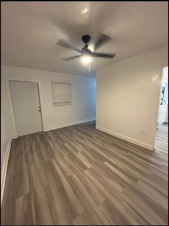 Building Photo - 614 Pear St