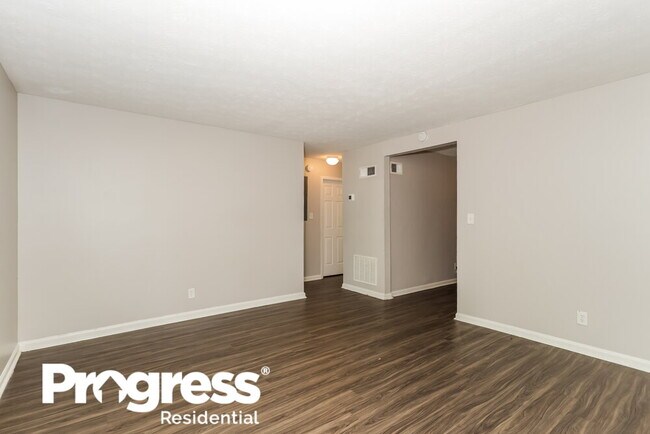 Building Photo - 108 Burkshire Ct