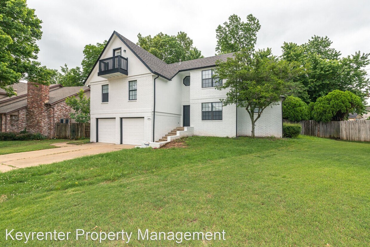 Primary Photo - 4 br, 3.5 bath House - 9225 S Fulton Ave