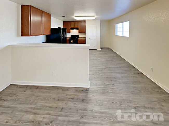 Building Photo - 9939 Amber Breeze