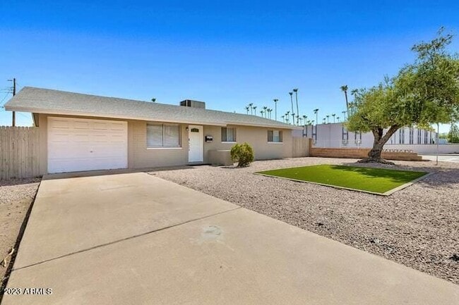 Photo - 945 E Lilac Dr (Tempe, AZ) House