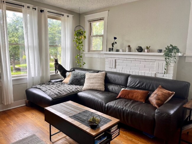 Building Photo - 1305 Kings Hwy