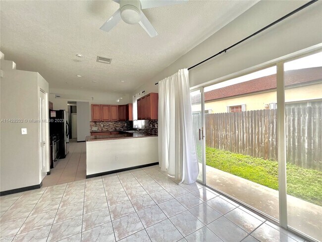 Building Photo - 3 br, 2 bath House - 22286 SW 99th Pl