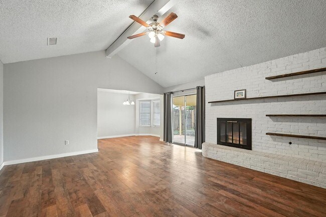 Foto del edificio - 5402 Castle Rd