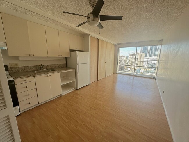 Photo - Kapiolani Manor - 1/1/1 Electricity Included! Apartment