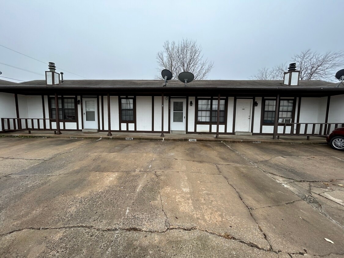 4303 Bigheart Dr, Skiatook, OK 74070 Townhome Rentals in Skiatook OK