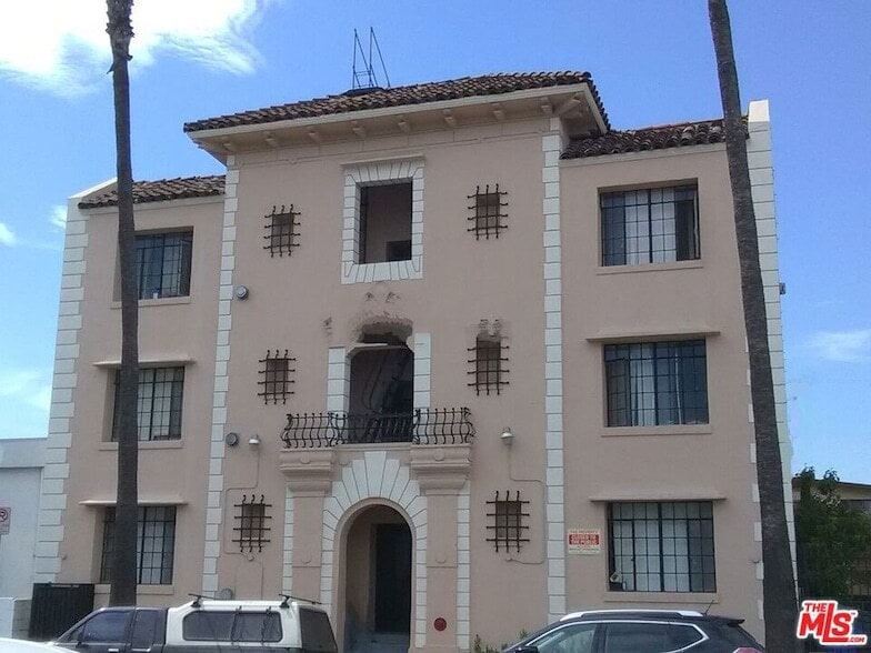 Primary Photo - 259 S Harvard Blvd