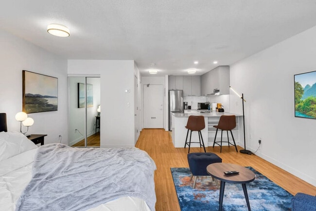 Photo du bâtiment - 1550 W 11th Ave