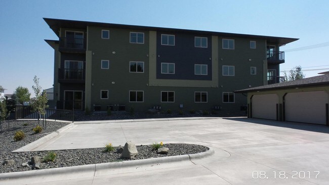 Foto del edificio - 4448 3rd Ave