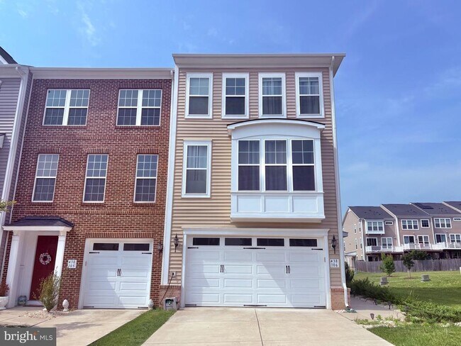 Foto del edificio - 438 Boxelder Dr