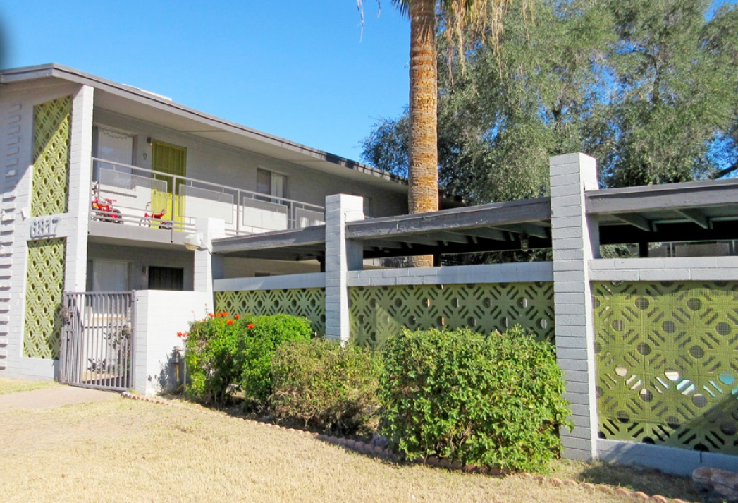 Primary Photo - Silver Oaks Apartments