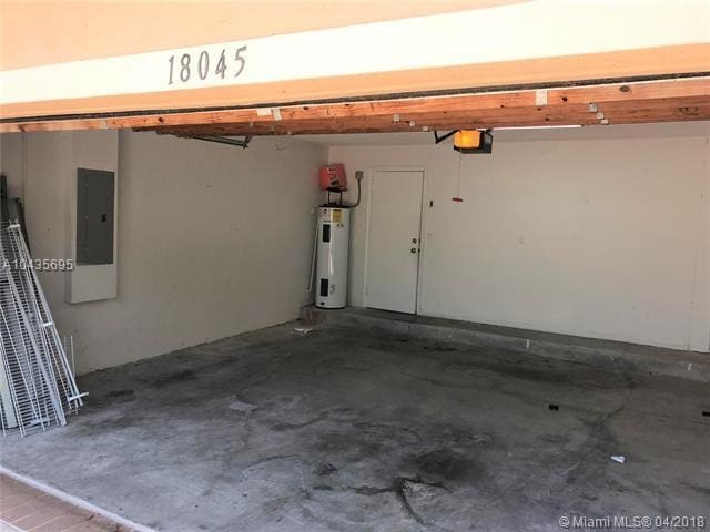 Building Photo - 18045 SW 29th Ct