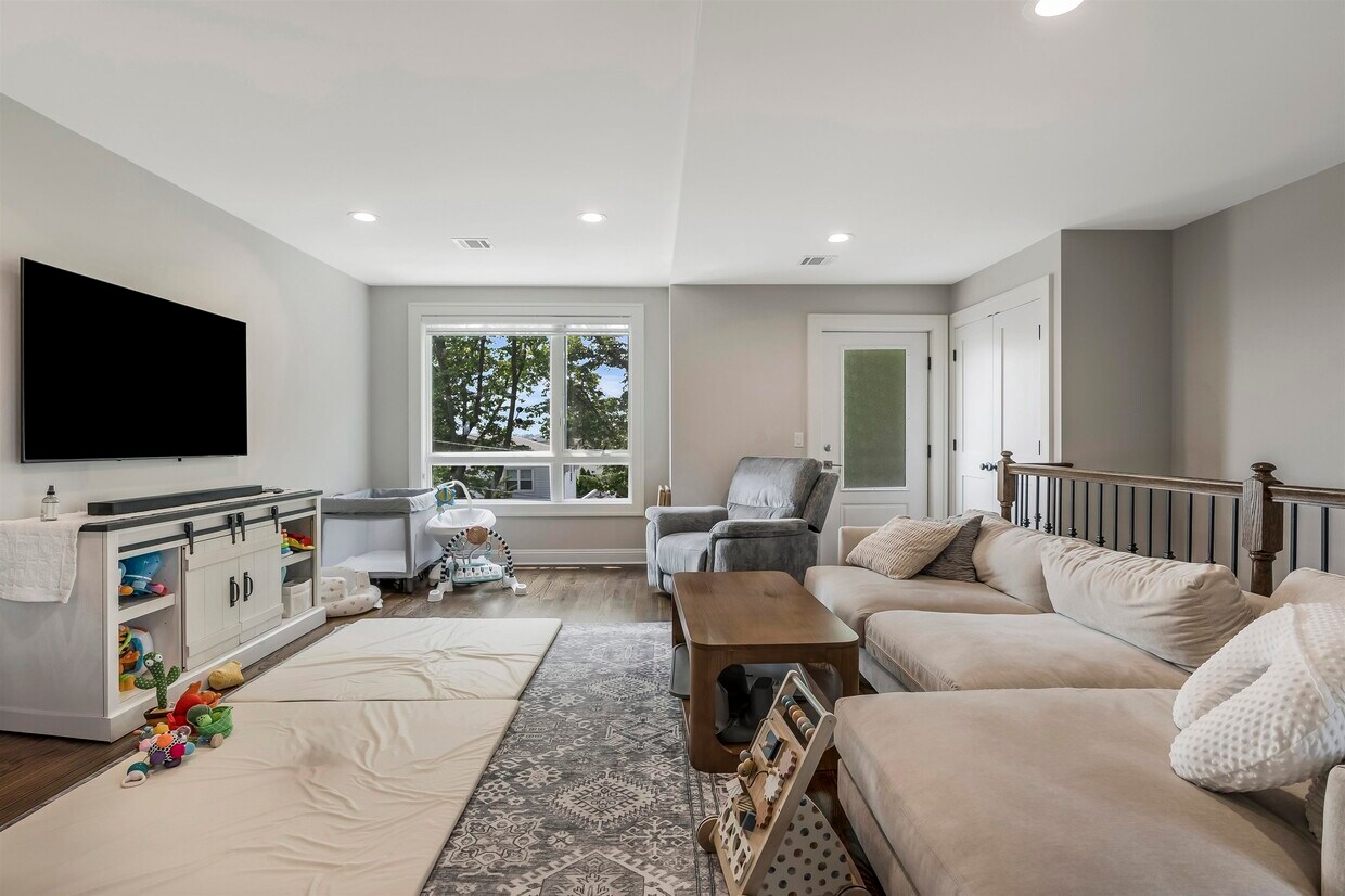 Foto principal - 499 Sunset Terrace