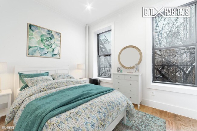 Foto del edificio - 409 E 84th St