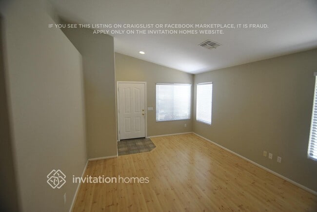 Foto del edificio - 2049 N 109th Ave