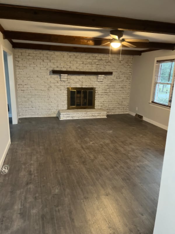 Building Photo - 3225 Hollyglen Ct