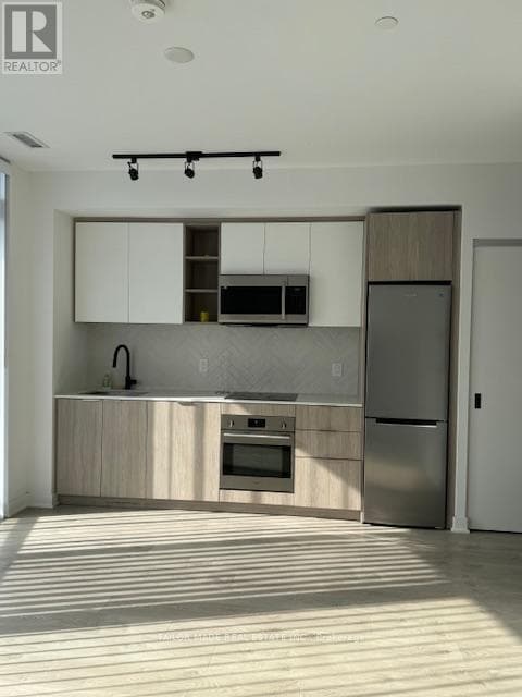 Building Photo - 36 Zorra St