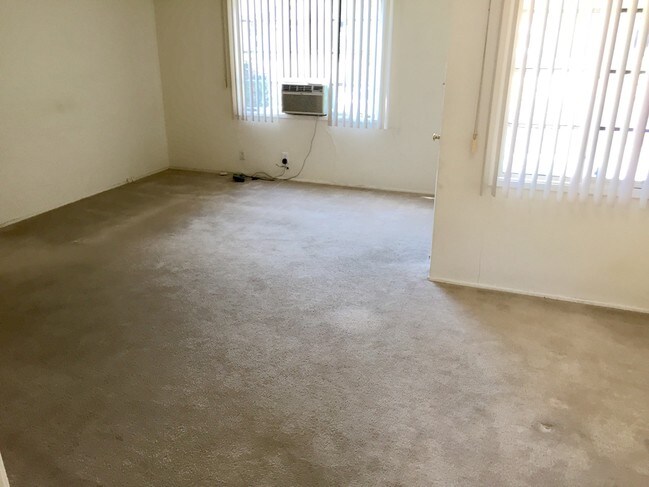 Sala de estar - 17619 Martha St