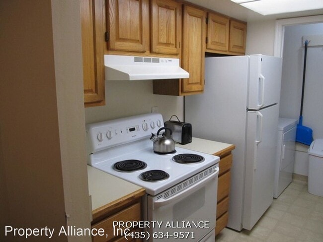 Foto del edificio - 6841 N 2200 W