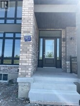 Building Photo - 813 Conlin Rd E