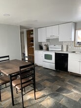 Building Photo - 4746 E Skyline Dr