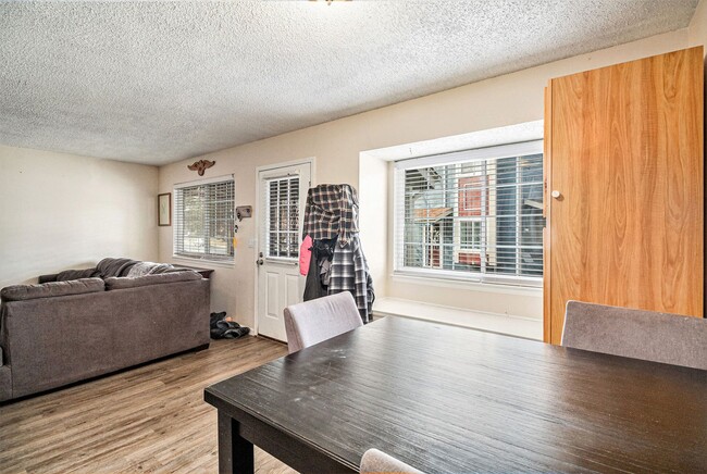 Foto del edificio - Fantastic Townhome Available in Thornton!