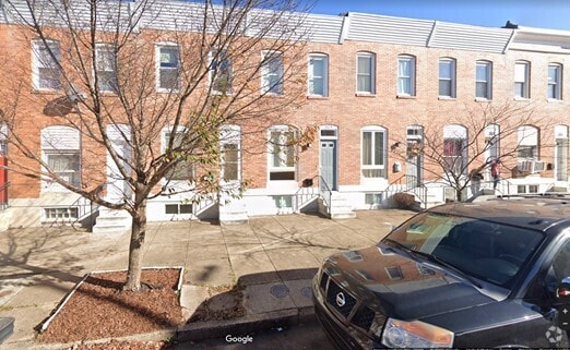 Building Photo - 325 S Newkirk St