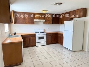 Building Photo - 5827 Bagley Ave
