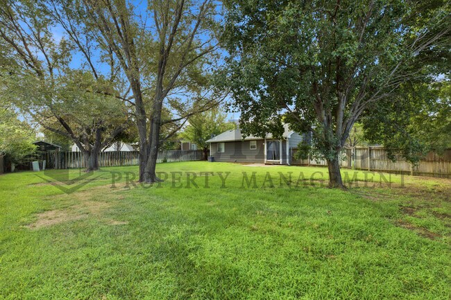 Foto del edificio - 2770 N Parkridge Ct