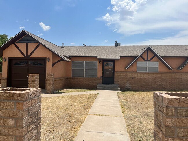 Building Photo - Ready to move into!