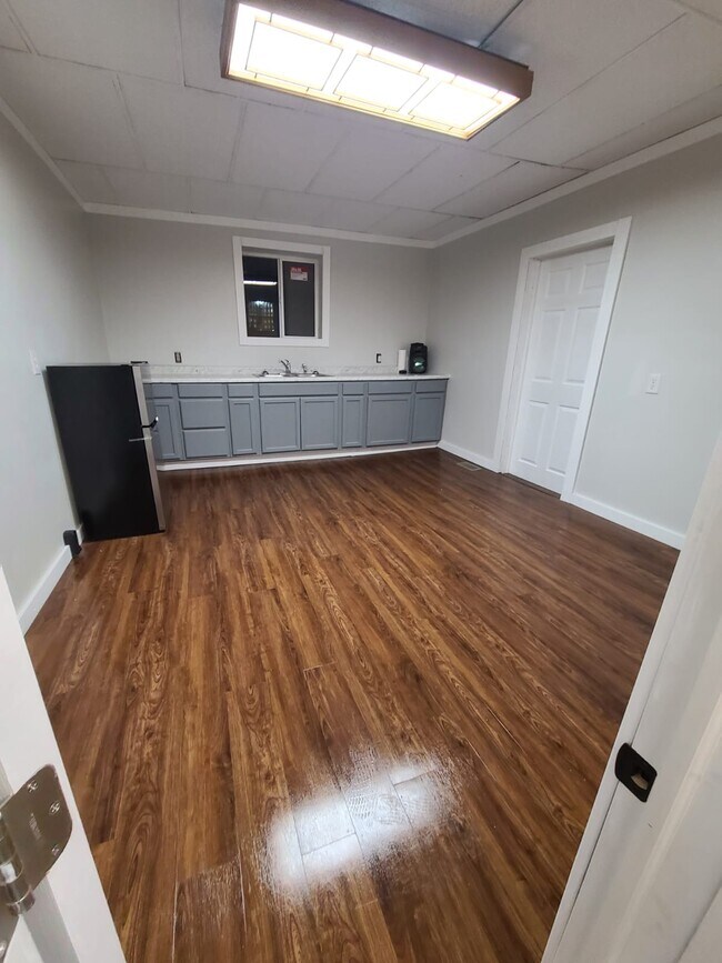 Building Photo - 1351 1st Ave