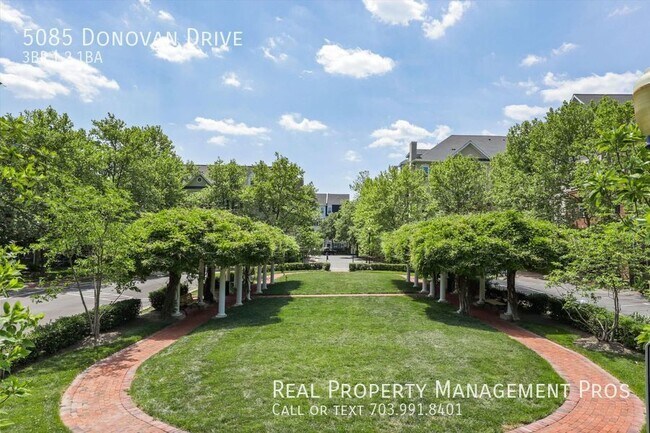 Foto del edificio - Rarely available Cameron Station TH - EV C...