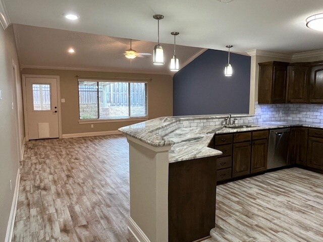 Building Photo - 1817 Yellowstone Dr