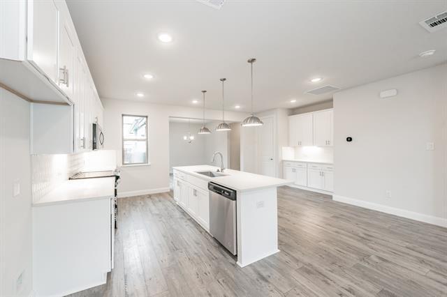 Building Photo - 9709 Thorncrown Ln
