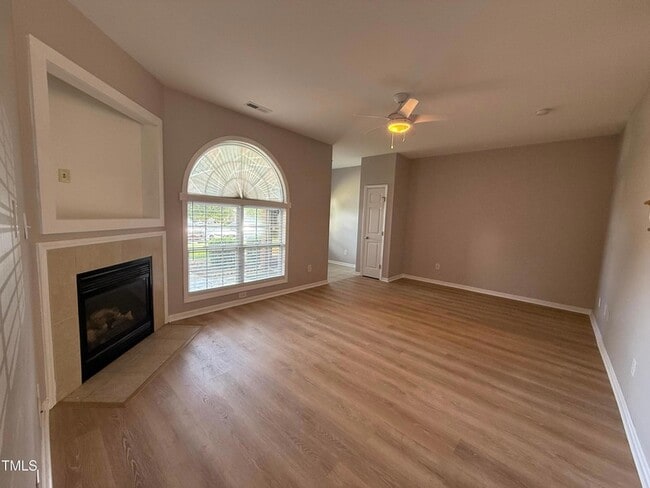 Building Photo - 2101 Piney Brook Rd