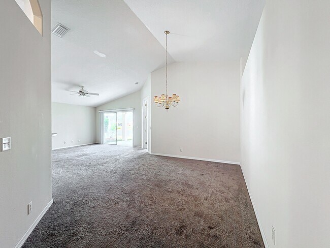 Foto del edificio - 2250 Chinaberry Cir SE