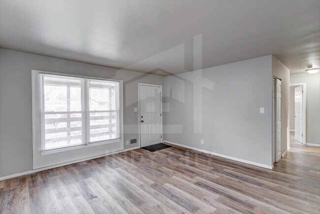 Foto del edificio - 750 S Dequincy St